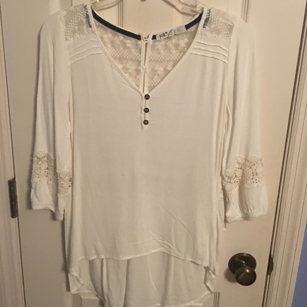 White lace top